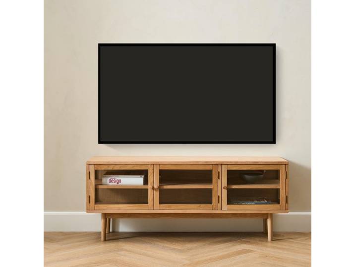 TV-Lowboard Svendborg 137 cm - Echtholzfurnier Wildeiche mit 3 Glastüren