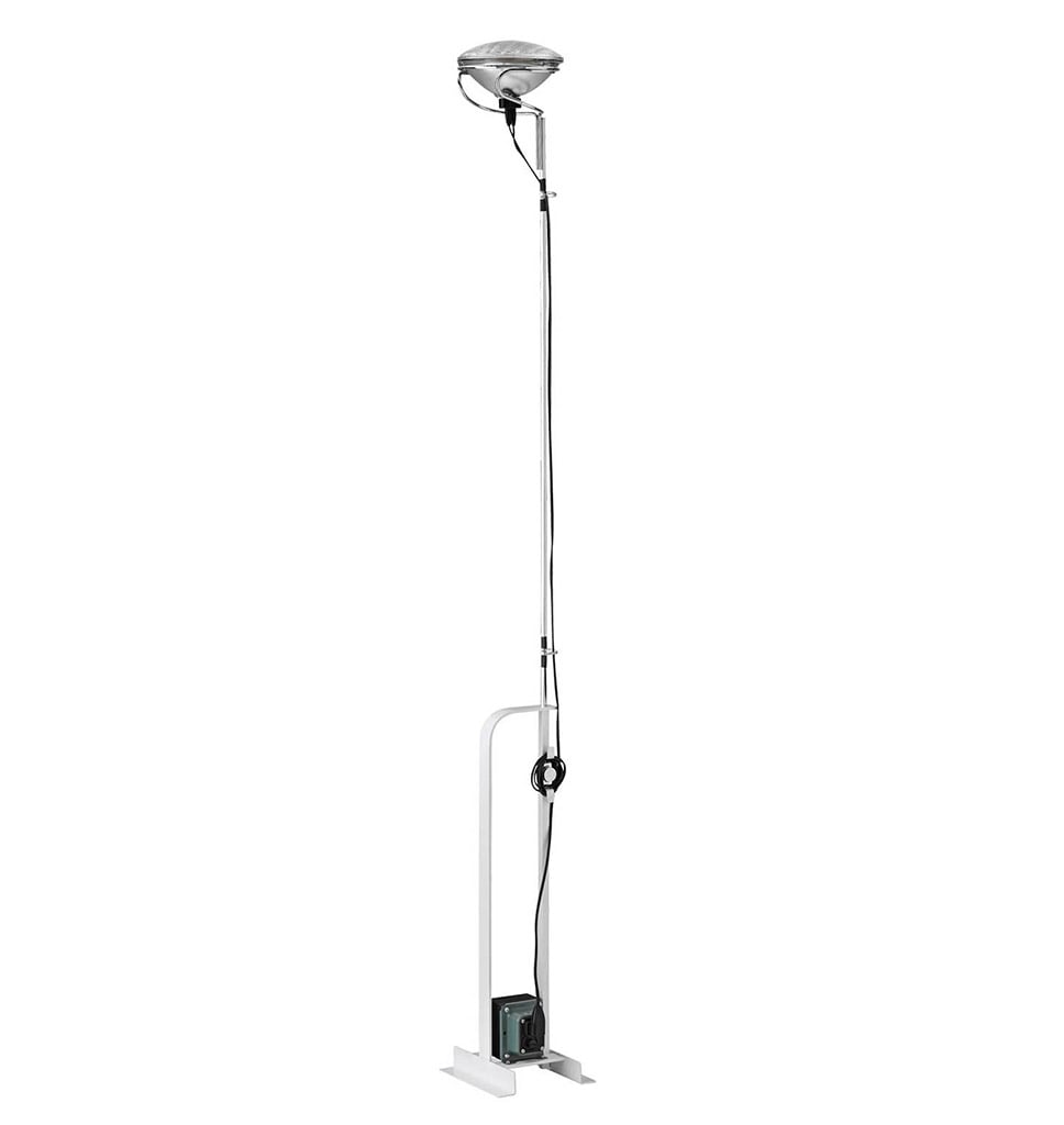 Flos Toio LED Stehleuchte (weiß) weiß F7630009