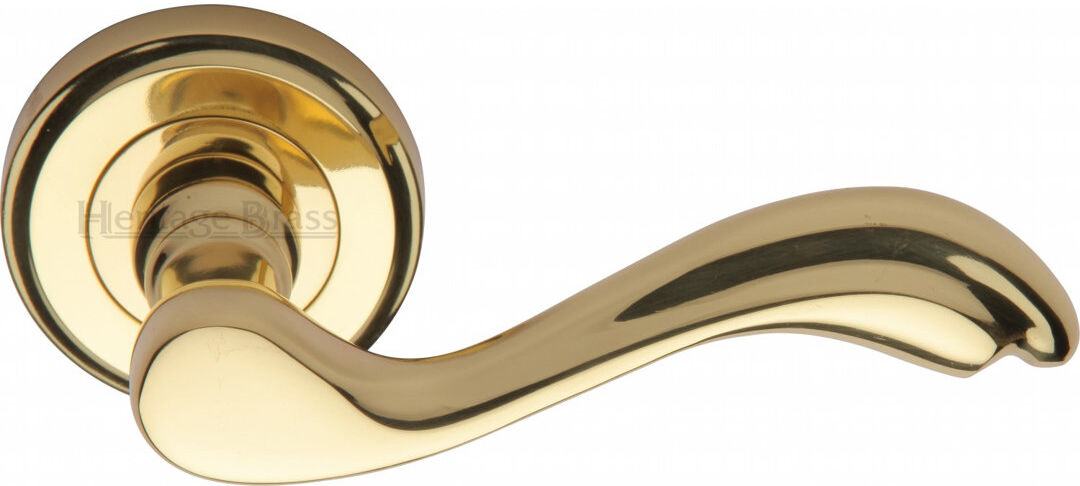 Heritage Brass Heritage Door Handle Lever Latch on Round Rose Lisboa Design Polished Brass 5.3cm H X 11.4cm W