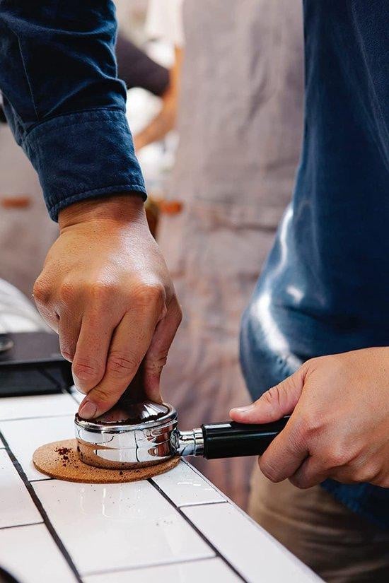 Unyqoos Koffiemolen professionele tamper met ergonomische houten handgreep en roestvrijstalen basis voor espressomachines