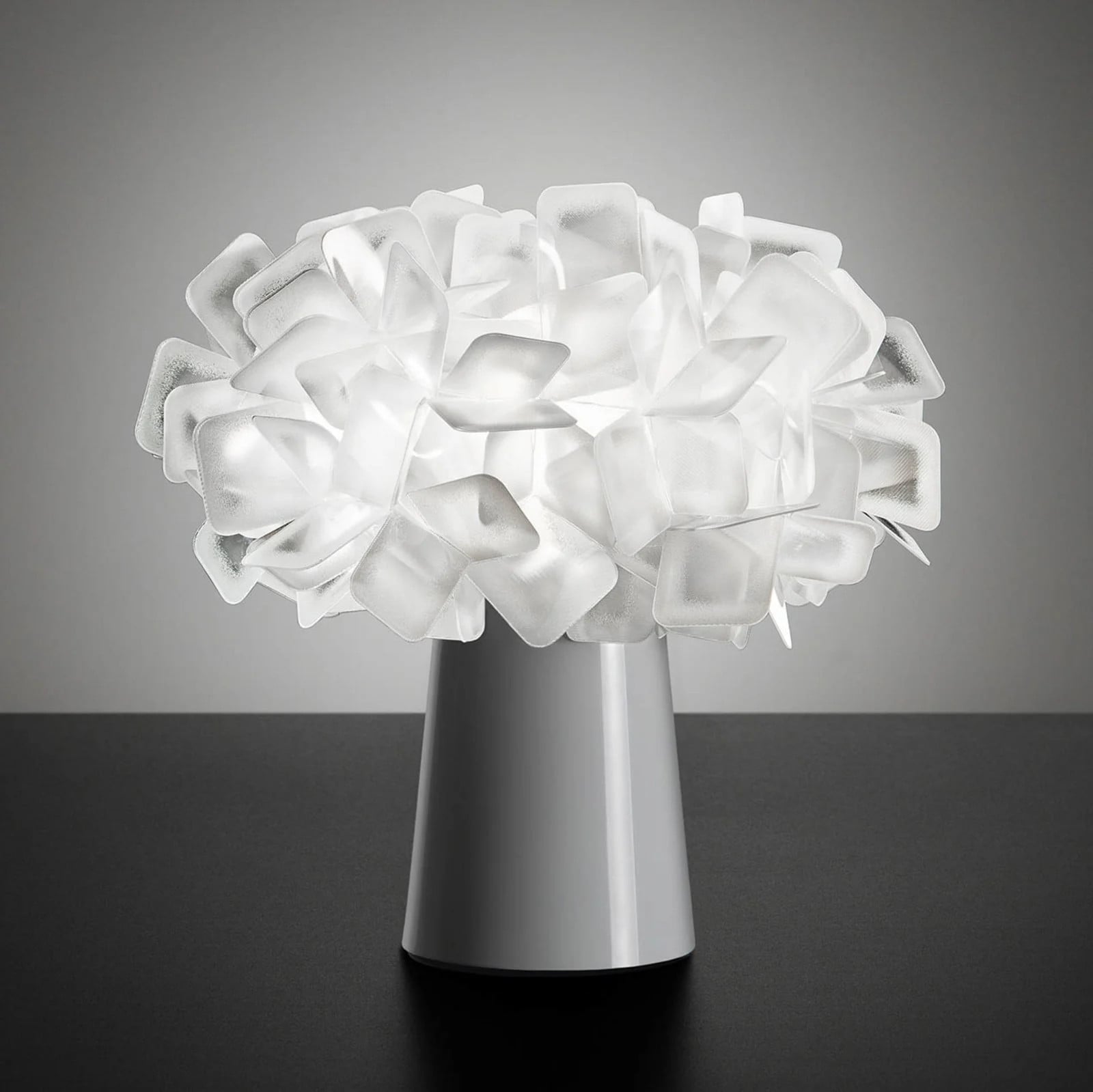Slamp Clizia Tafellamp Wit - Designer Kunststof Lamp voor de Woonkamer