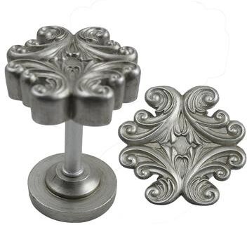 Urbanest Set of 2 Acanthus Medallion Drapery Holdback