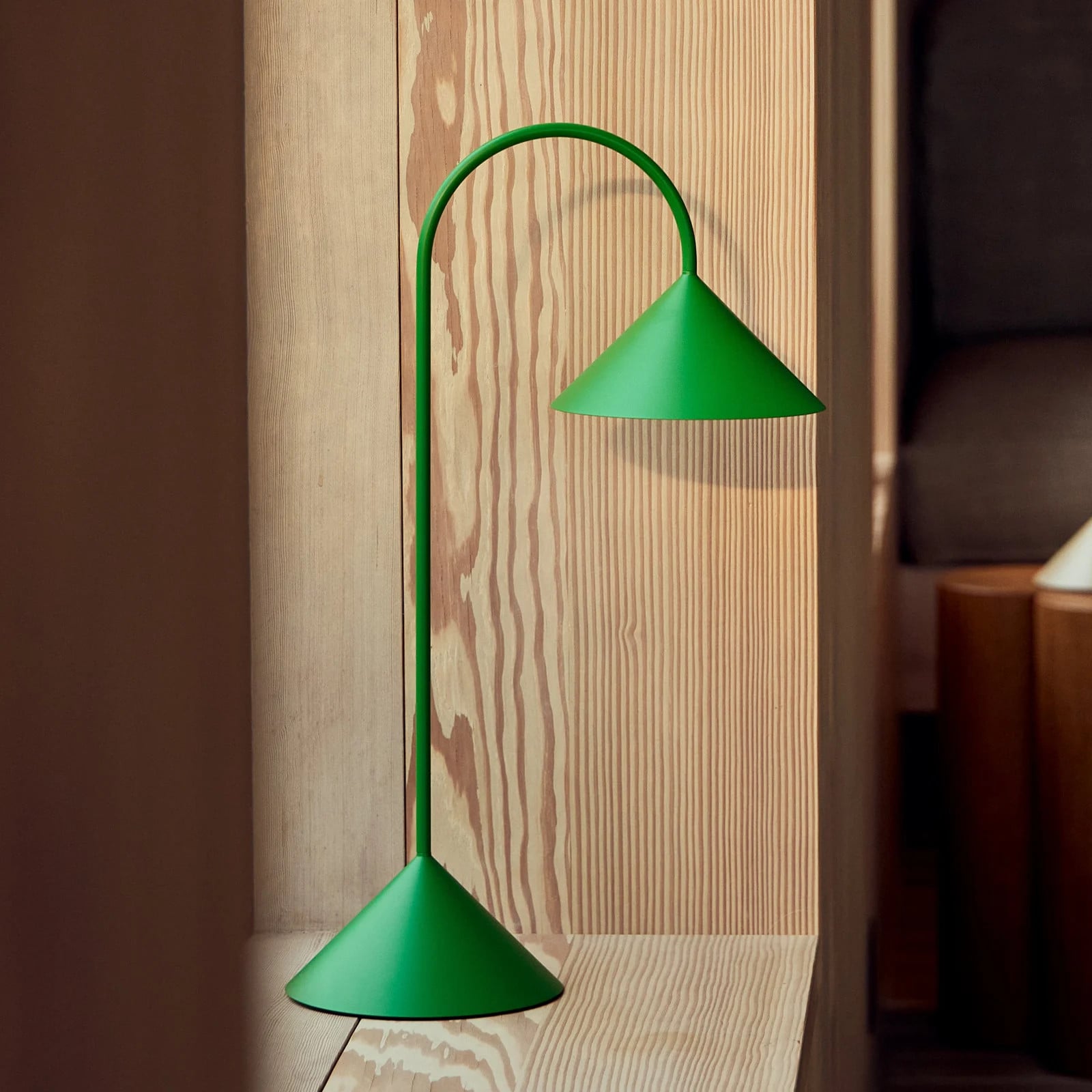 Frandsen Grasp LED tafellamp, groen, Hoogte: 47 cm