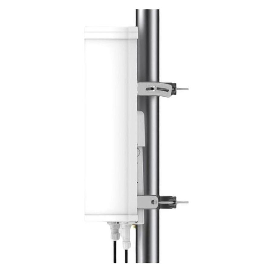 Cambium Networks C060940D301A - ePMP 6 GHz 4x4 MU-MIMO Sektorantenne mit Montagekit (C060940D301A)