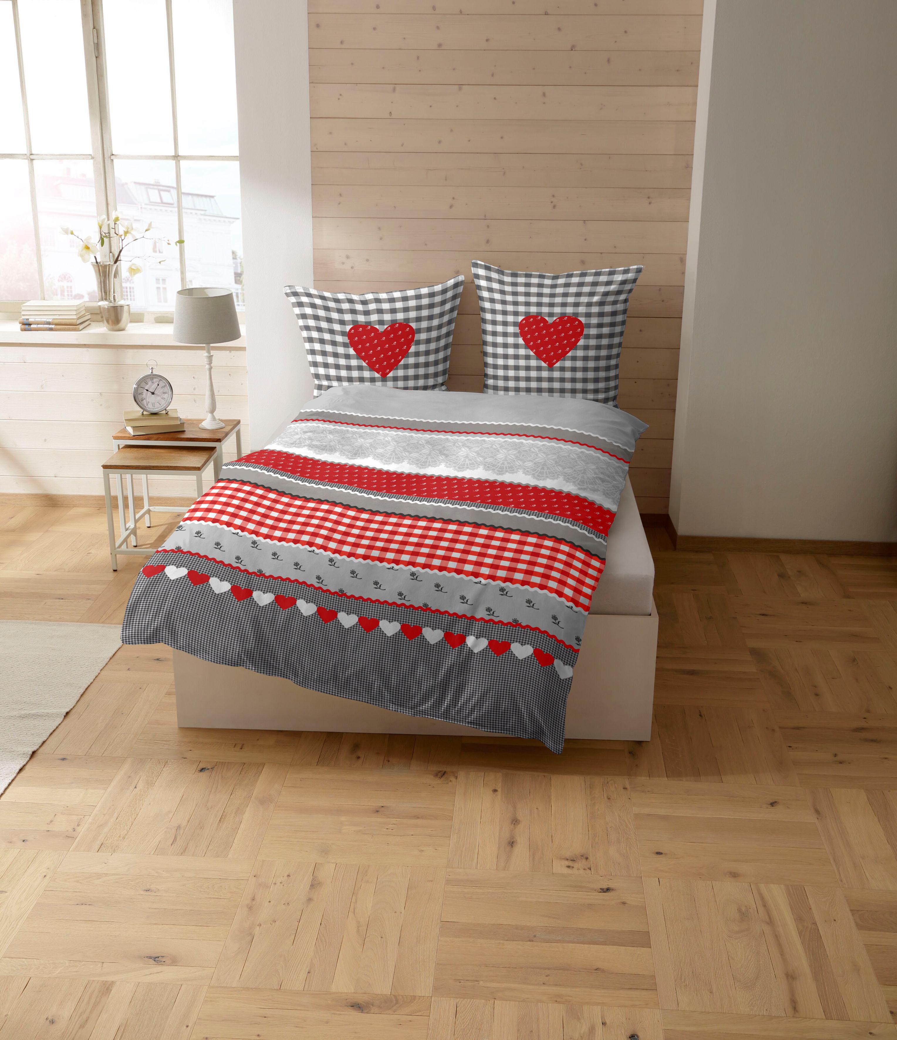 Bettwäsche CASATEX "Herz-Karo", grau (grau, rot), B/L: 200cm x 220cm, 1 Stk., 2 Stk., Renforcé, B/L: 80cm x 80cm & 80cm x 80cm, 3 Stk., Renforcé, Obermaterial: 100% Baumwolle, Bettwäsche, Bettwäsche, niedlichem Herz-Karo Design grau, rot B/L: 200cm x 220c