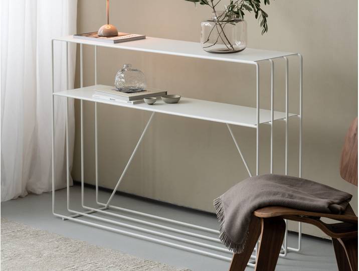 Kommode Ria – Metall-Design mit zwei Ablagen - Weiß - Luxusbetten24