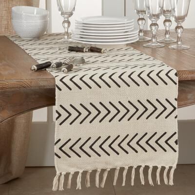 Saro Lifestyle Chevron Design Table Runner