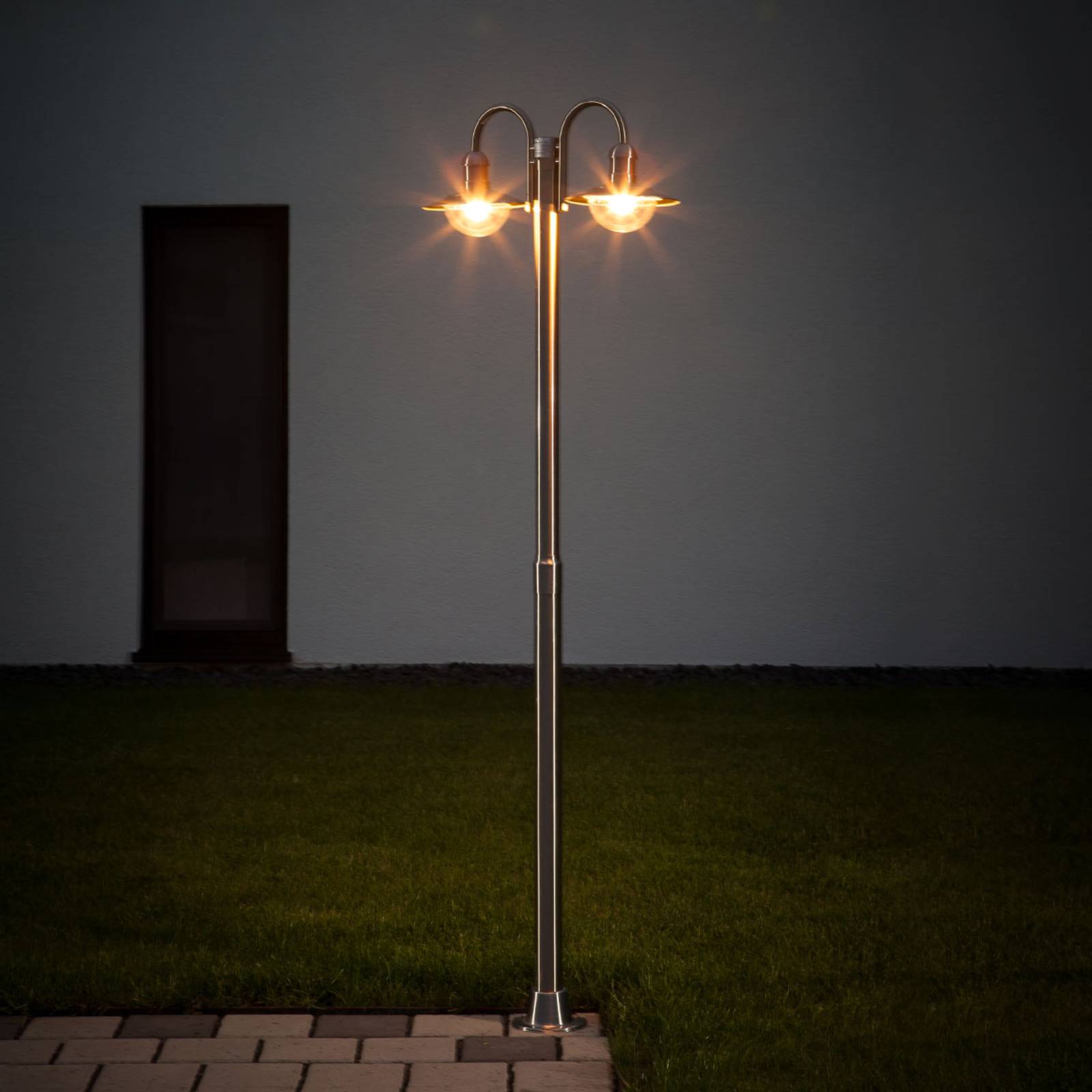 Lindby Außenleuchte Damion, 200 cm, 2-flammig, E27, IP44 DAMION Lindby, dimmbar, alu / grau / zink, Edelstahl, Modern