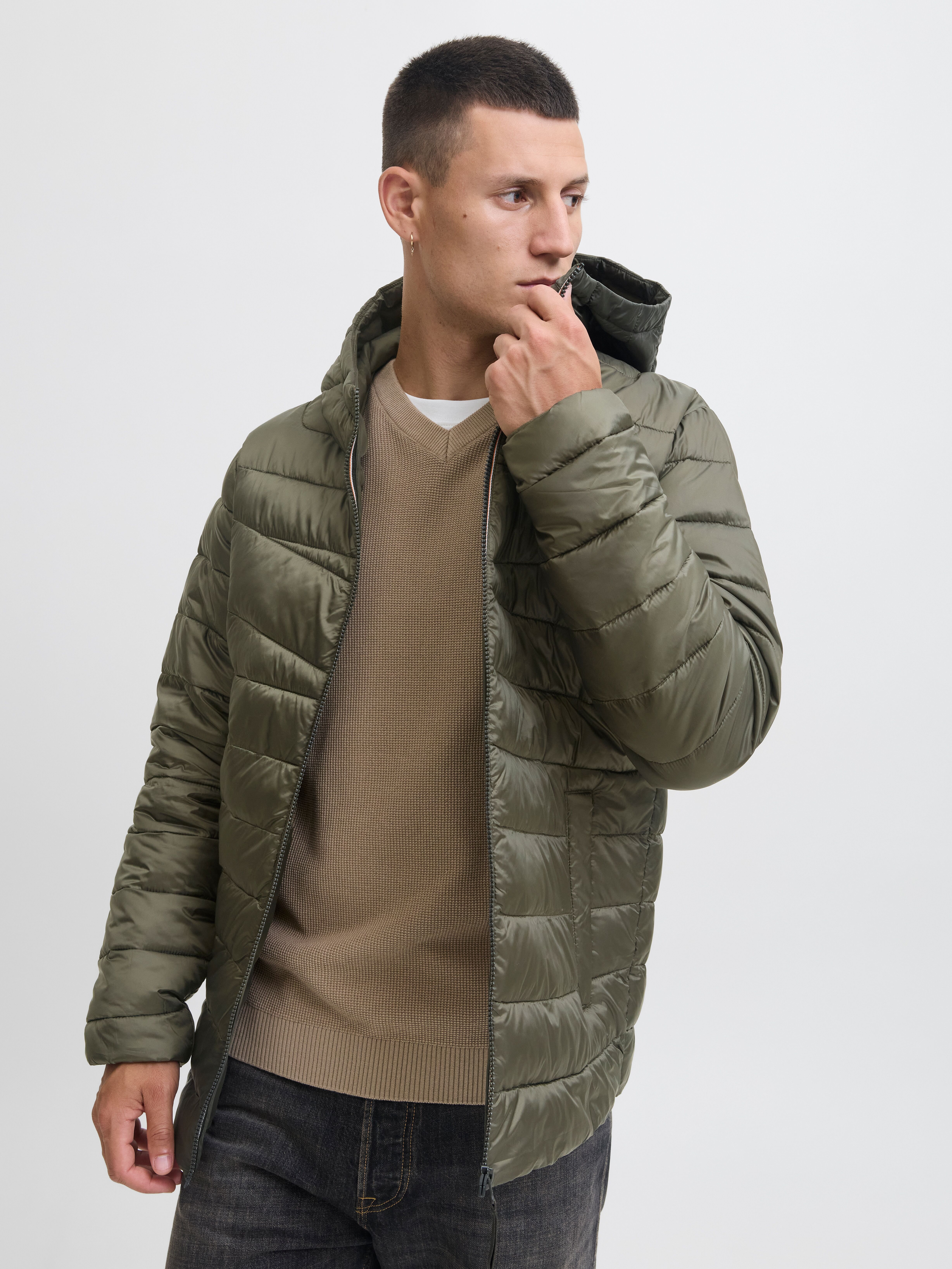Steppjacke JACK & JONES "JJWEST LIGHT PUFFER HOOD", Herren, Gr. M, grün (rosin), Steppware, Obermaterial: 100% Nylon, unifarben, normal, Jacken Steppjacke rosin M