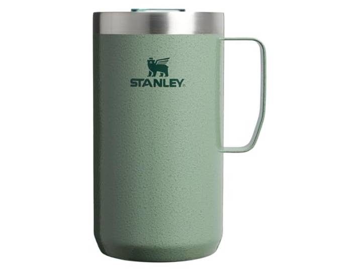 STANLEY Everyday Camp Tasse, 680 ml, Hammertone Green Isolierter Edelstahl-Kaffeebecher mit Henkel Press Fit Drink Through Deckel Tasse für Kaffee, Tee und Getränke BPA-frei