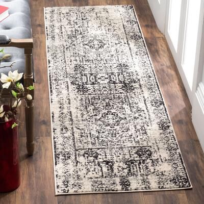 SAFAVIEH Evoke Deb Vintage Boho Medallion Distressed Rug
