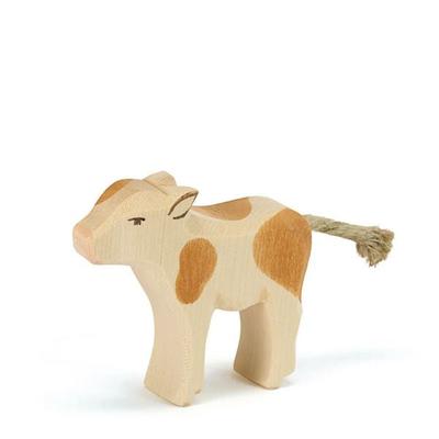 Kalb braun stehend