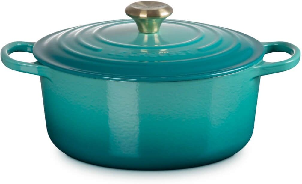 Le Creuset Signature Cast Iron 26cm Round Casserole - Bleu Riviera