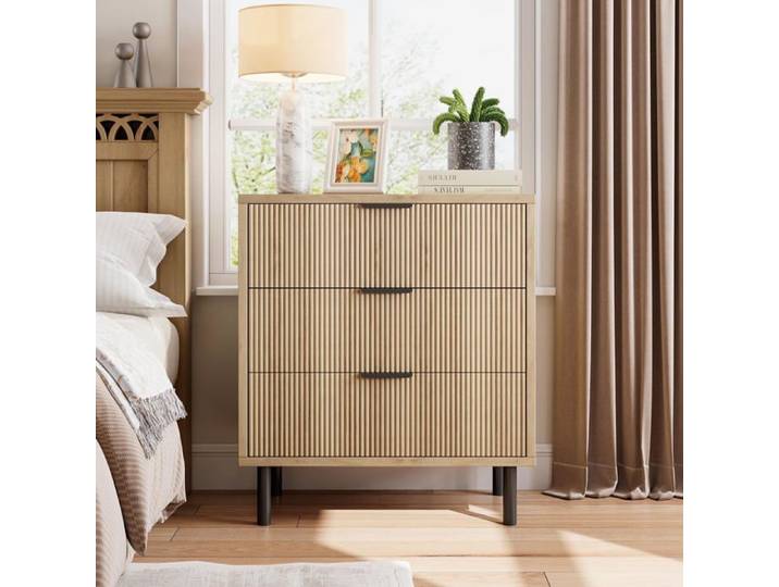 Commode moderne - LUNSY - Façades rainurées - Poignées élégantes - Bois composite - Surface mélamine hydrofuge