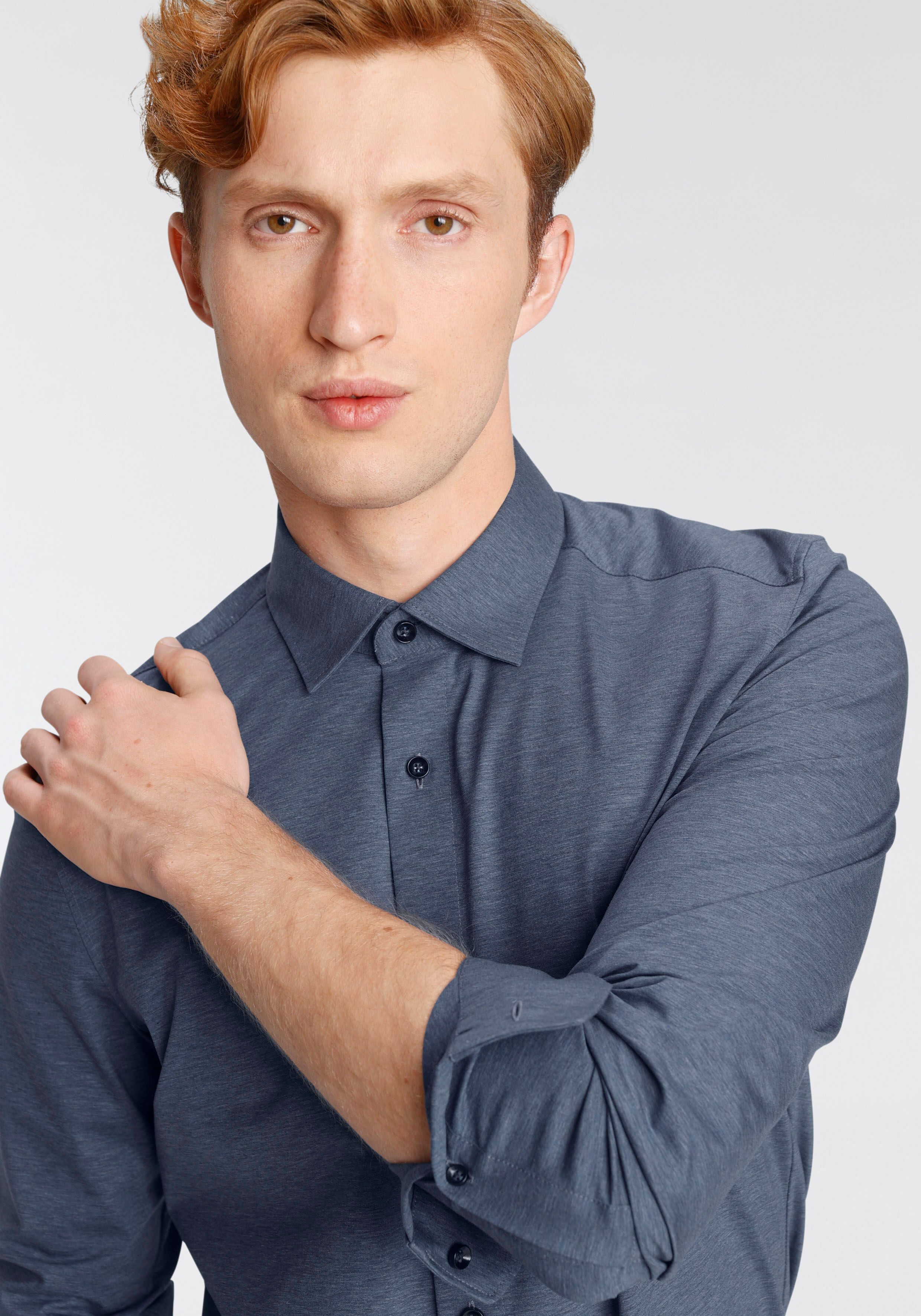 Langarmhemd OLYMP "Luxor 24/Seven modern fit Jerseyshirt", Herren, Gr. 43, N-Gr, blau (rauchblau), Jersey, Obermaterial: 92% Baumwolle, 8% Elasthan, Hemden Langarmhemd, mit geruchshemmenden Materialeigenschaften rauchblau 43, N-Gr