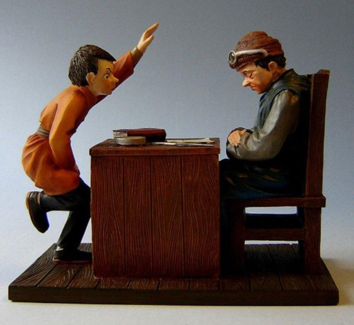 Professeur Leraar Honoré Daumier Collectie Beeldje van Parastone, Hoogte: 12 cm
