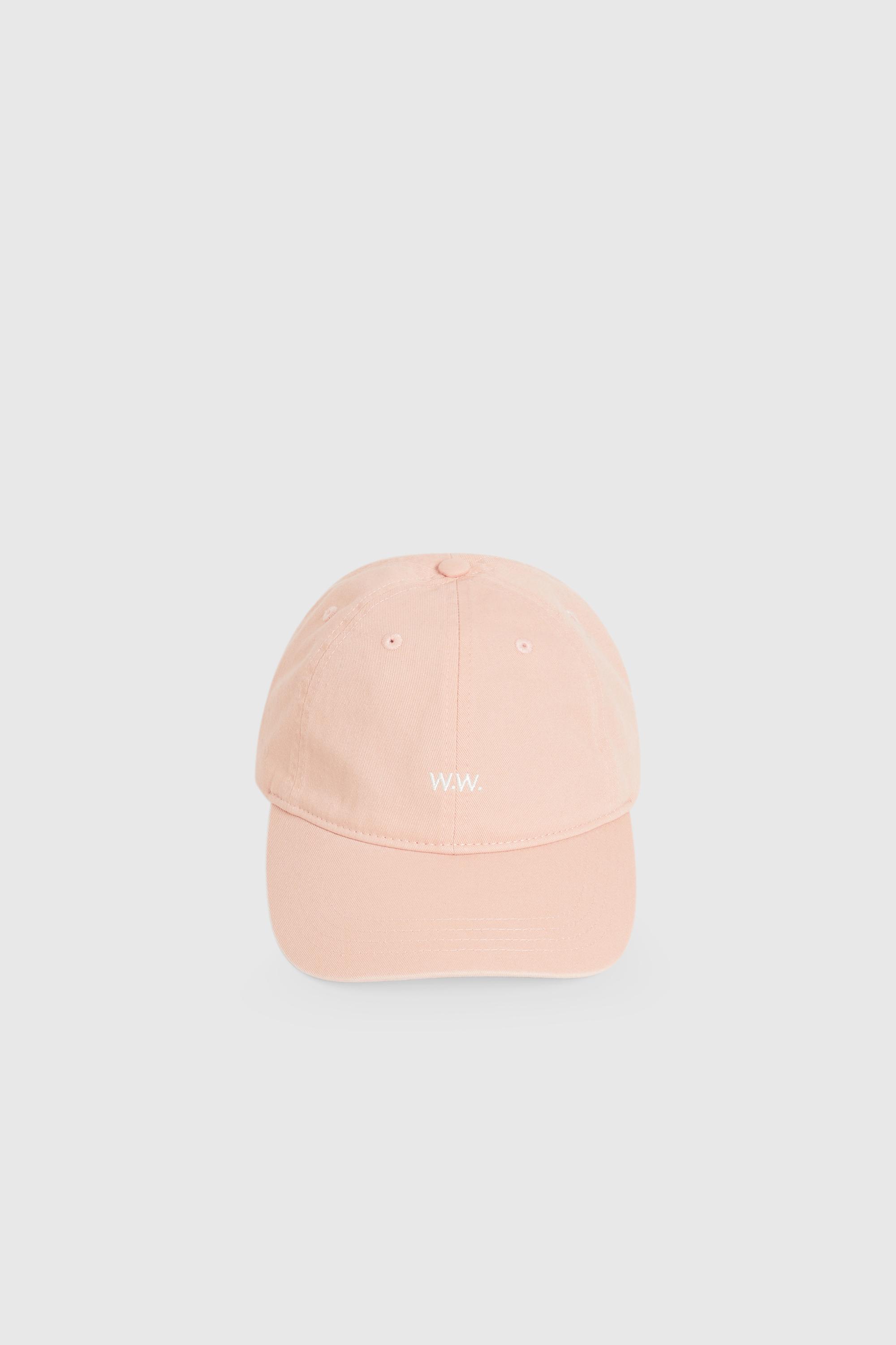 Hut WWLow Hut