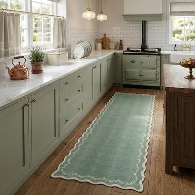 Garvee Scalloped Edge Floral Border Machine Washable Area Rug
