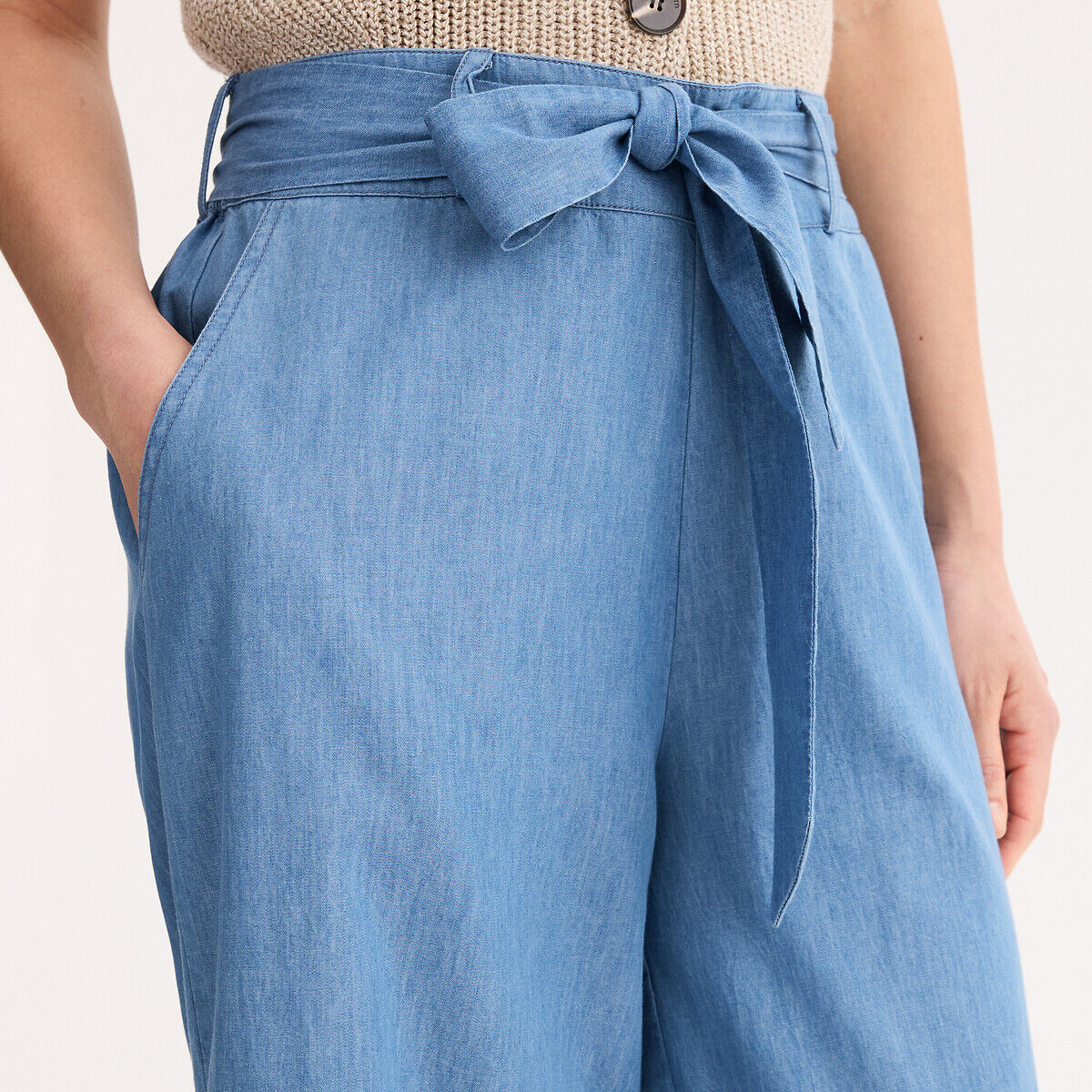 ANNE WEYBURN Jean large raccourci en denim light, semi-élastiqué