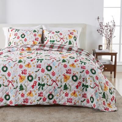Linery & Co. Reversible Holiday Quilt Set with Shams