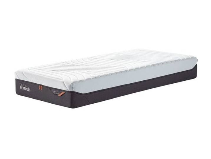 TEMPUR PRO Plus CoolQuilt Matratze Firm