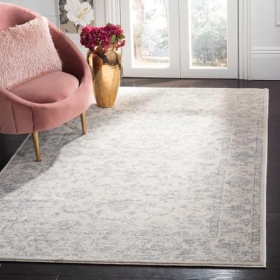 SAFAVIEH Carnegie Luvinia Distressed Oriental Rug