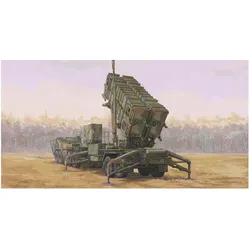 Trumpeter M983 HEMTT & M901 Launching Station w/MIM-104 Patriot SAM System (PAC-2)
