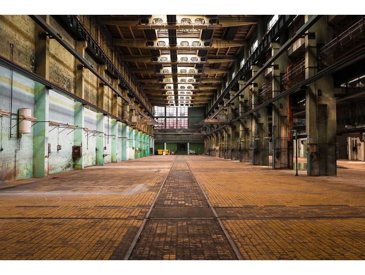 Fototapete PAPERMOON ARCHITEKTUR-LOST SPACE FABRIK , bunt, B:4,5m L:2,8m, Vlies, Tapeten, Fototapete