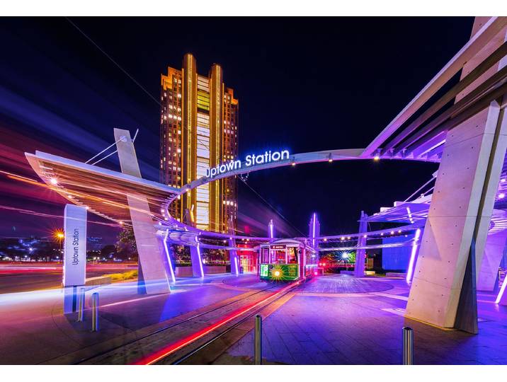 Fototapete PAPERMOON Photo-Art MICHAEL ZHENG, UPTOWN DALLAS , bunt, B:2,5m L:1,86m, Vlies, Tapeten, Fototapete