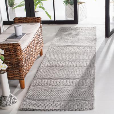 SAFAVIEH Marbella Annabella Wool Rug