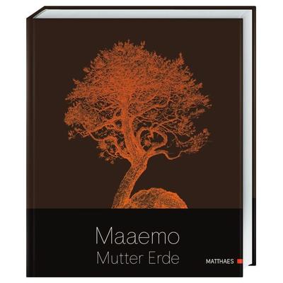 Maaemo, Gebundene Ausgabe von Esben Holmboe Bang, DK Verlag Dorling Kindersley, 978-3-9854103-5-4