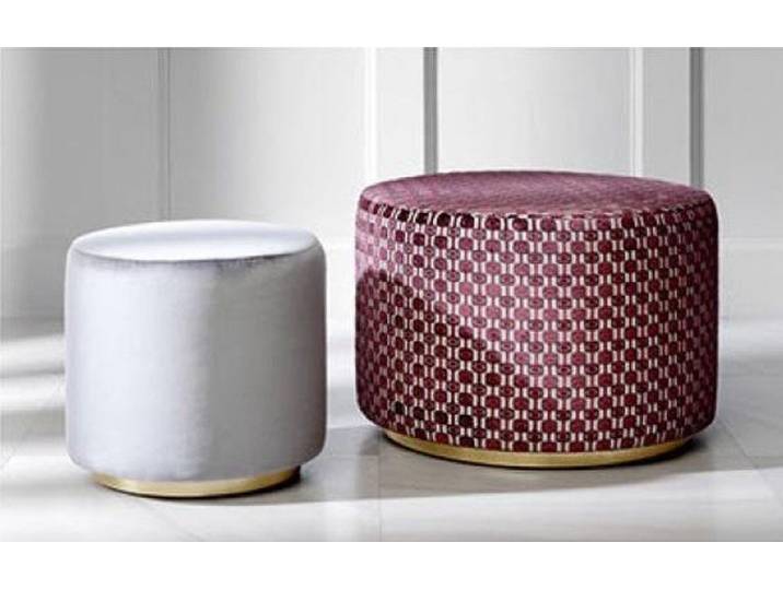 JVmoebel Pouf Sitzhocker aus Samt mit Holzbank – Elegantes Design für jeden Raum (1-St), Made in Europa