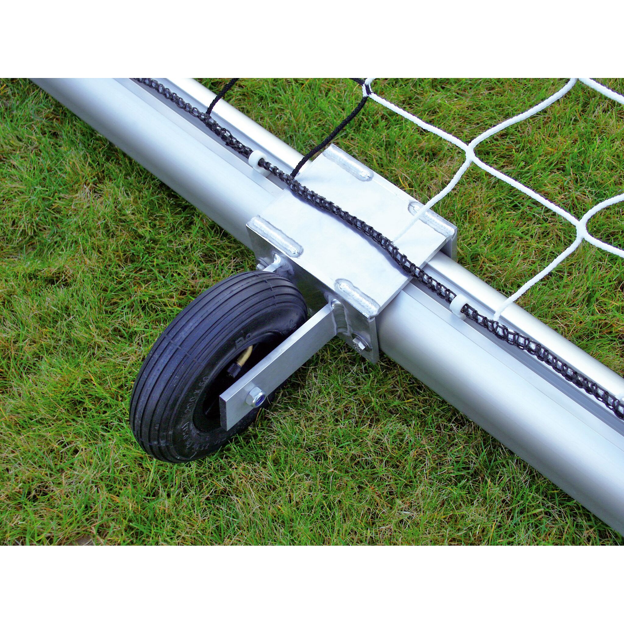 Sport-Thieme Transportrollen für freistehende Tore, Ovalprofil 100x120 mm, Profilnut tiefer liegend