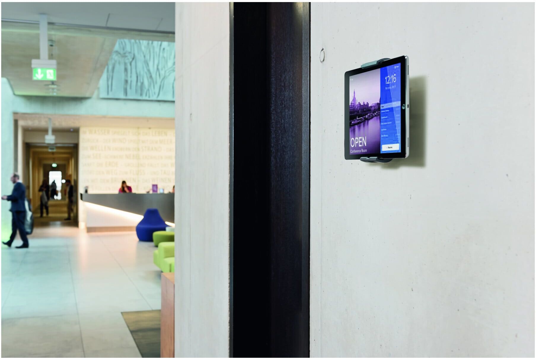 Durable TABLET HOLDER WALL (893323)