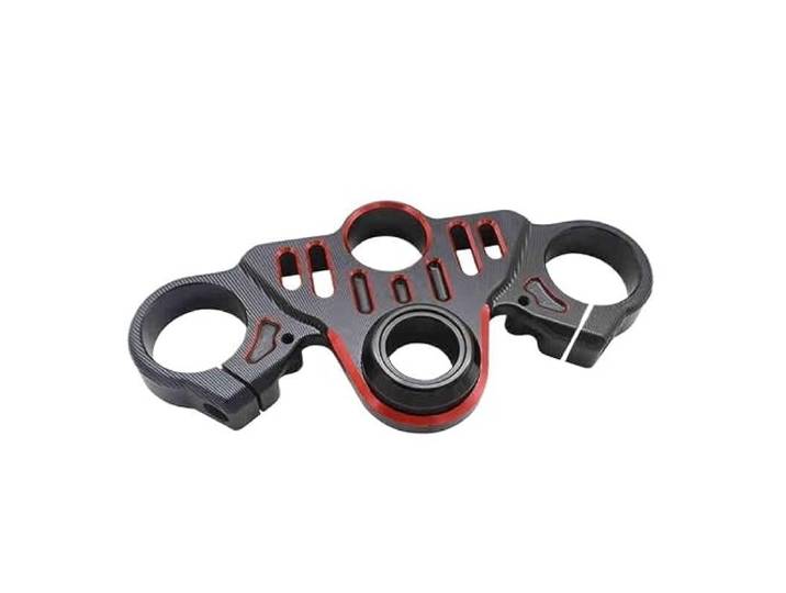 Obere Gabelbrücke， Für QJMOTO QJ SRK 800RR Motorrad Zubehör CNC Clamp Triple TRee Lenker Klemme Gabel Brücke Gabelführung Gabelbrücke，(LJS-black and red)