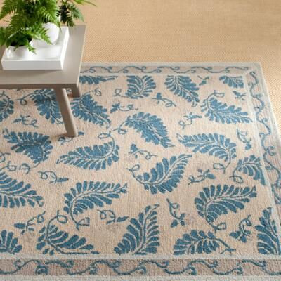 Martha Stewart by SAFAVIEH Fern Frolic Wool Rug