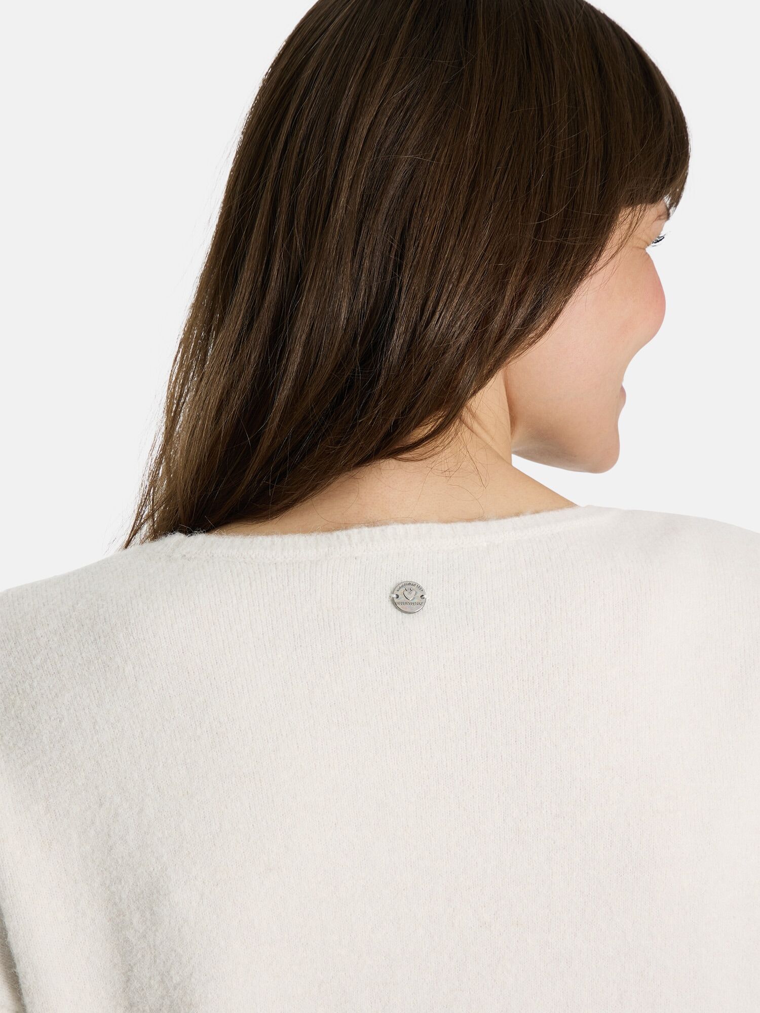 Rundhalspullover LIEBLINGSSTÜCK "JamimaL", Damen, Gr. 44, weiss (beige), Strick, Obermaterial: 33% Alpaka, 33% Wolle, 31% Polyamid, 3% Elasthan, unifarben, normal, Rundhals, Rippstrickbündchen, Pullover Rundhalspullover, mit Ziersteinen, Alpaka-Anteil bei