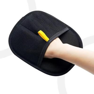 Quick Pick Pro Pet Hair Removal Gloves Reusable Dog & Cat Hair Remover For Clothes, Carpets & Furniture black