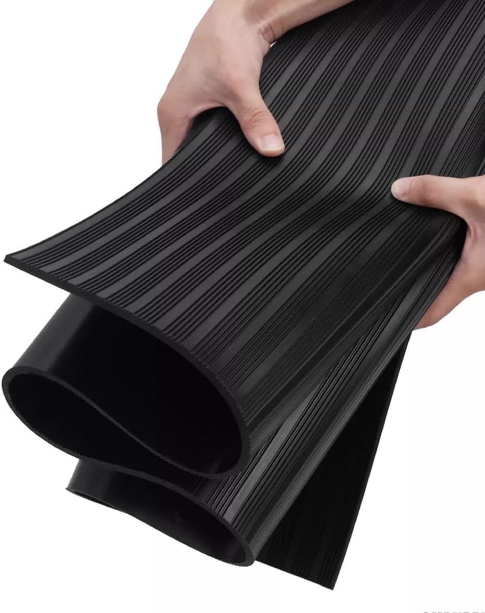 Isolerende rubbermat zwart 5 mm dik bestand tegen 10000V