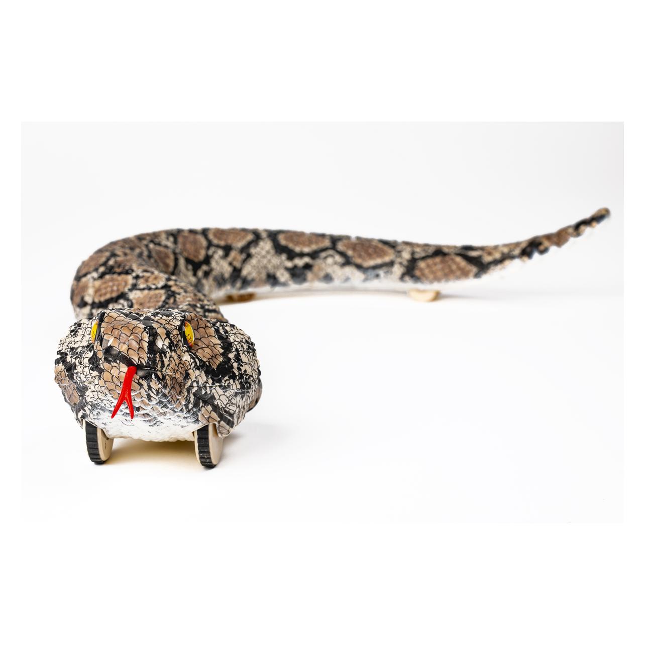 Toymax Rattler R/C w/light & simulated sound 2,4GHz, 65cm (525003)