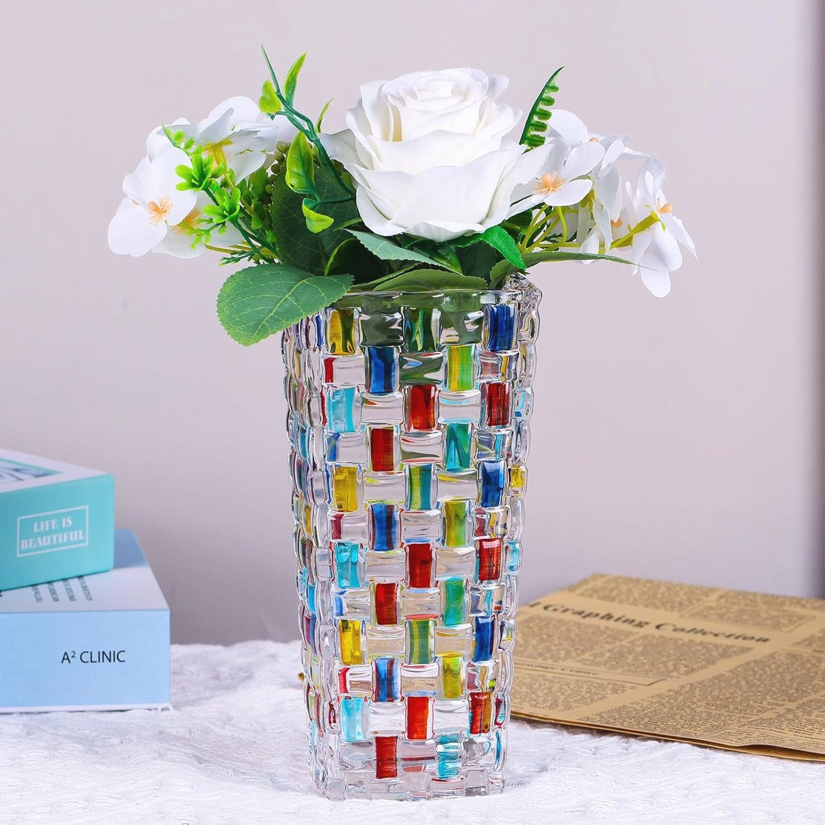 Moderne gekleurde glazen vaas voor bloemen