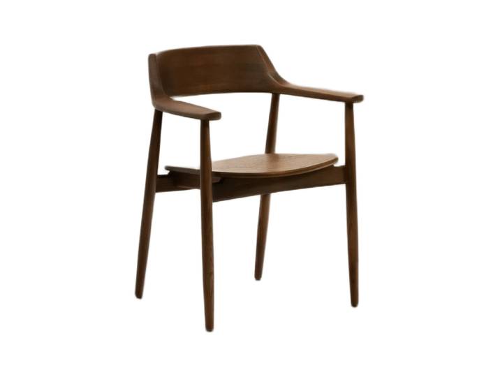 Design Armlehstuhl „Fondesso“ aus massiver Eiche Eiche Nussbaum-Finish Kave Home