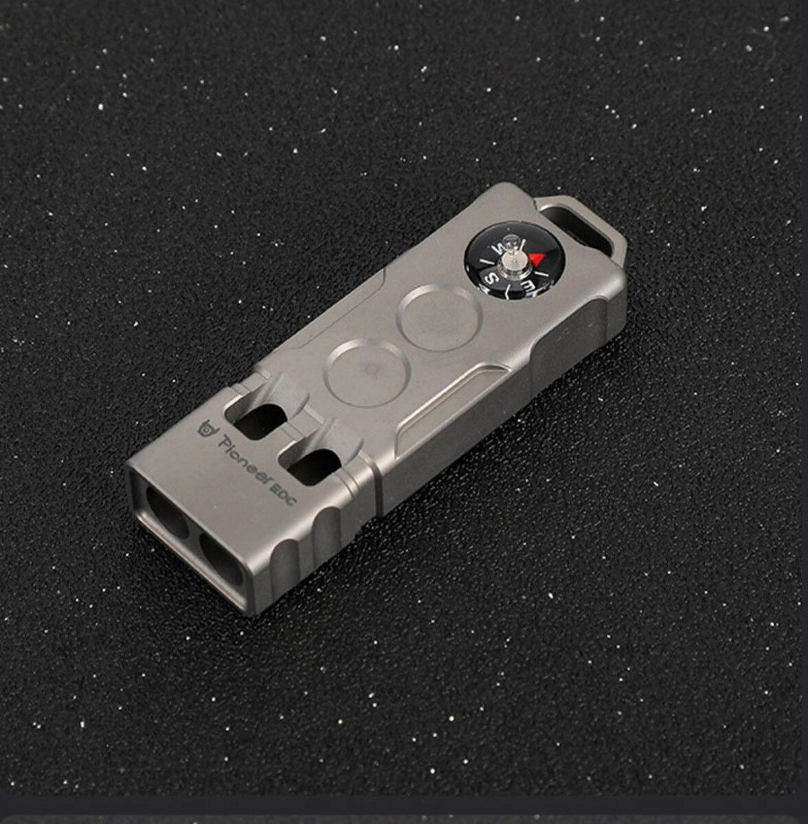 INF Titan-Doppelrohr-Überlebenspfeife mit integriertem Kompass – 120dB Notfall-EDC