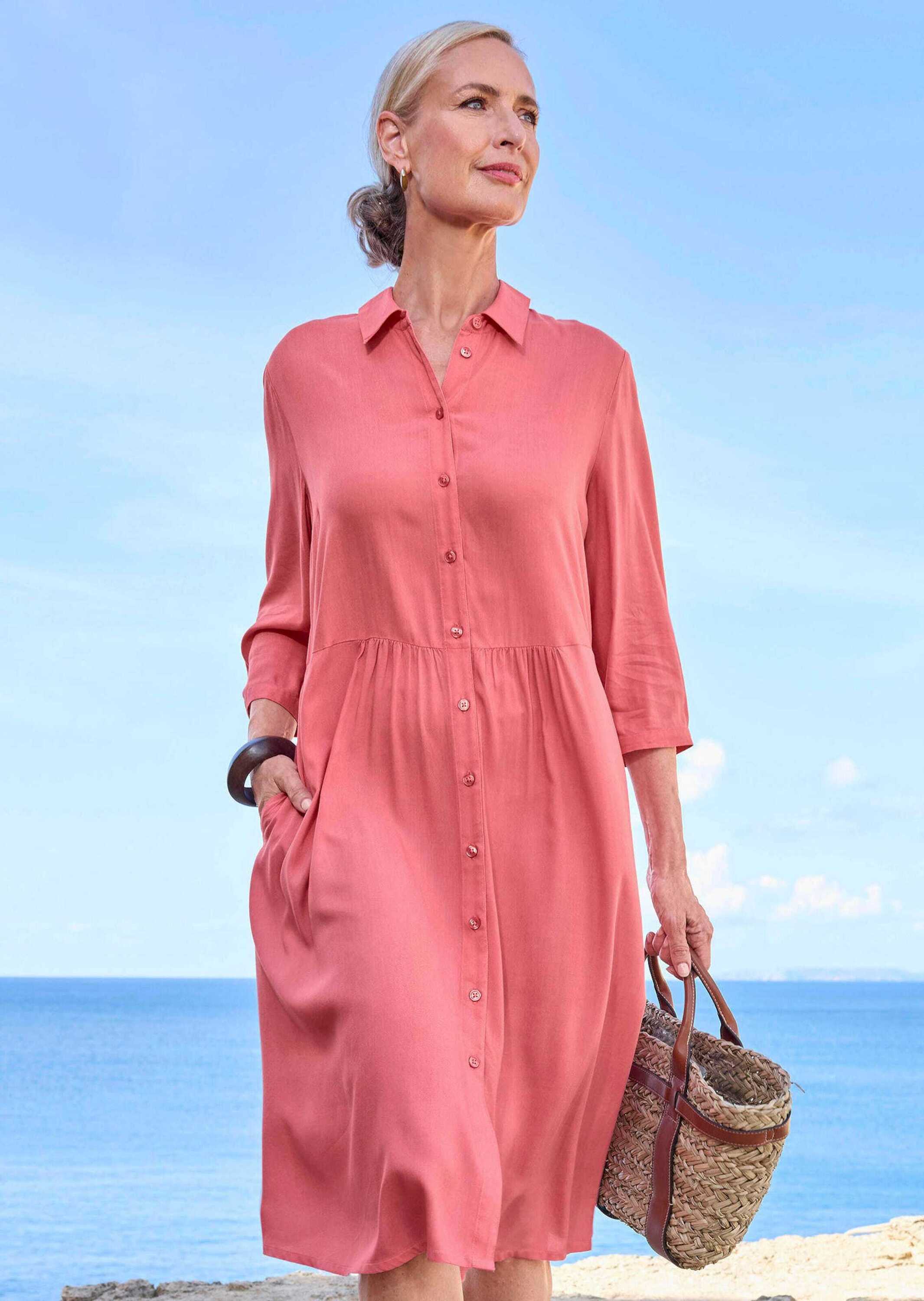 Sommerkleid GOLDNER "Luftiges Hemdkleid mit Knopfleiste, Midi", Damen, Gr. 42, N-Gr, orange (koralle), Obermaterial: 100% Viskose CV., Basic, Knopf, Kleider Sommerkleid, Eingrifftaschen
