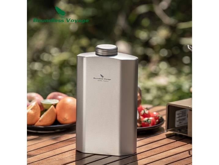 Bouteille d'eau en titane de Voyage sans limites de 2,5 l, bouteille d'eau de sport de grande capacité, verres ultralégers et étanches pour le camping en plein air