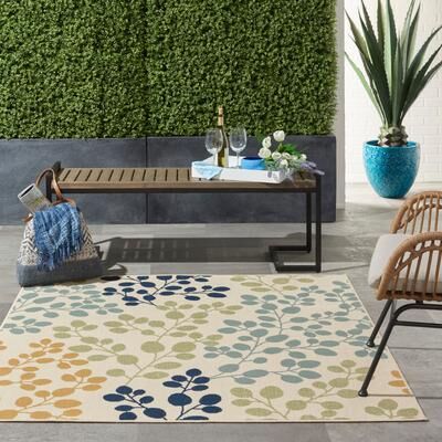 Nourison Caribbean Indoor/Outdoor Modern Floral Area Rug