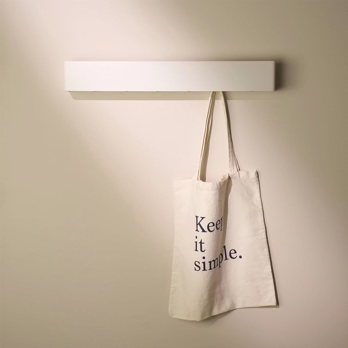 Moderne wandgarderobe met verborgen haken in het wit, Breedte: 57 cm