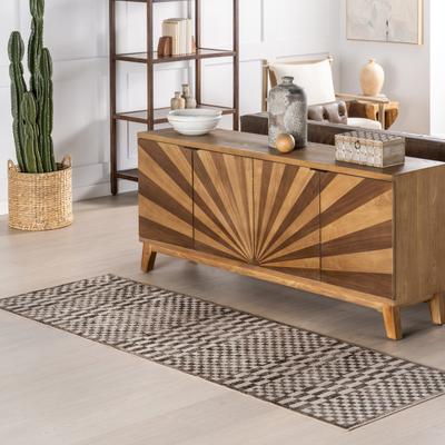 Nuloom Nikita SpinClean Faded Geometric Machine Washable Area Rug