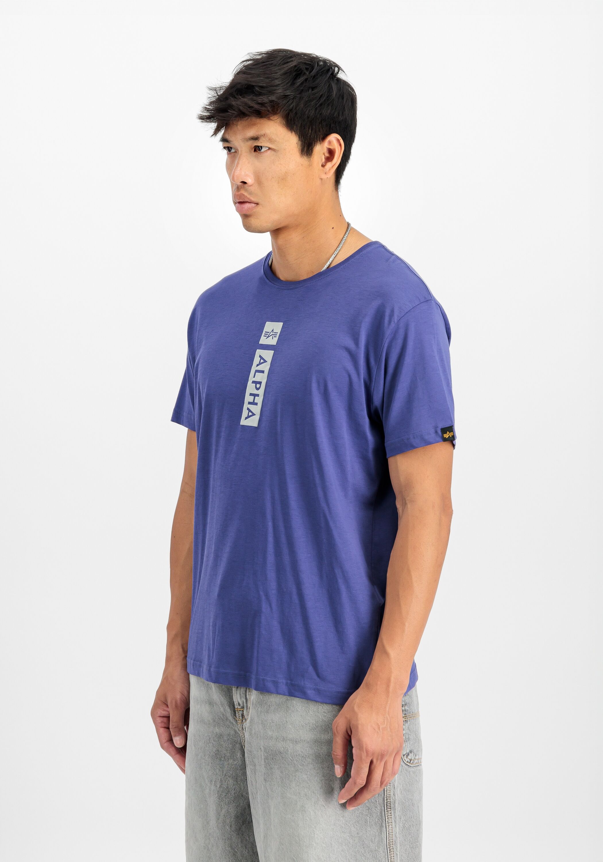 T-Shirt ALPHA INDUSTRIES "Alpha Puff Print T-Shirt", Herren, Gr. M, lila (night lila), Obermaterial: 100% Baumwolle, Shirts T-Shirt night lila M