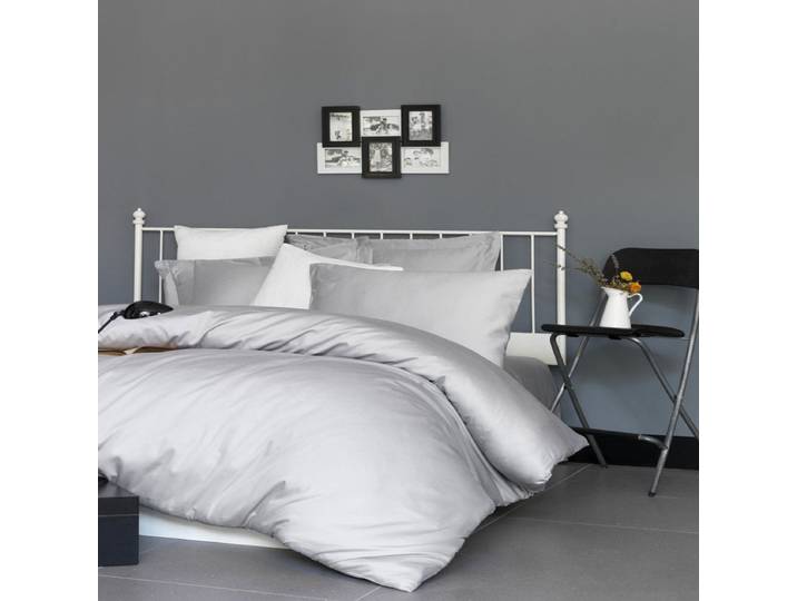 Premium Satin Bettwäsche Set Hellgrau - 155x200 - Hellgrau - Baumwoll - Satin - Luxusbetten24